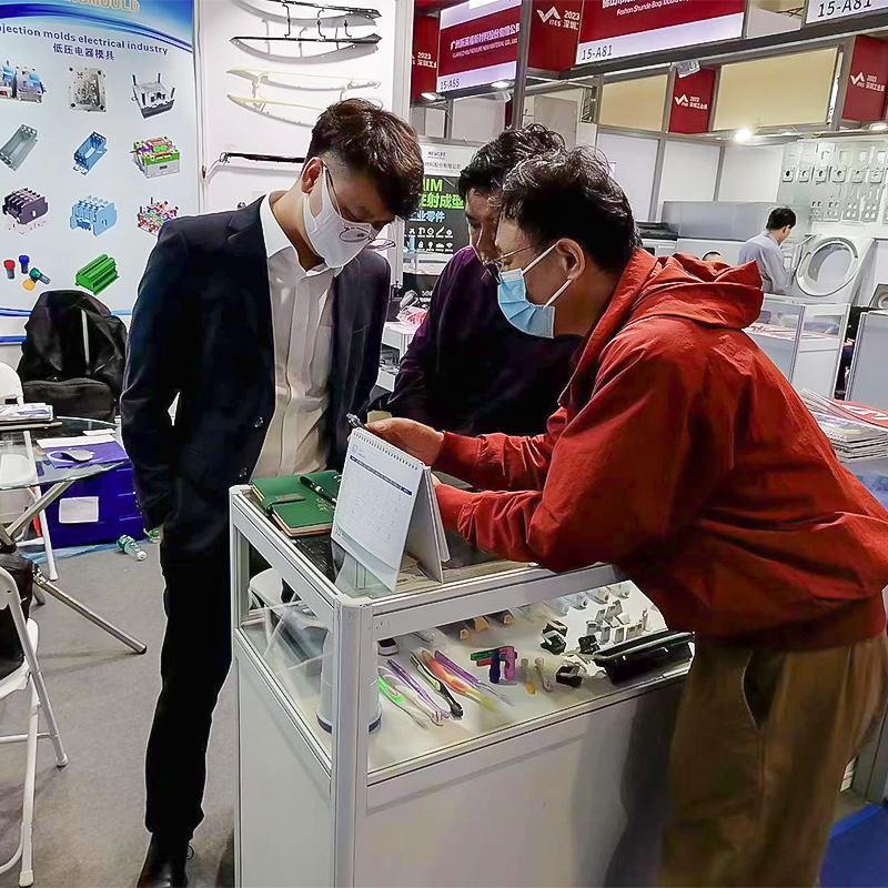 Two-color injection molding technology 2023 high-end exhibition