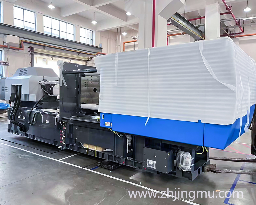 Jingmu Mold Company Introduced A New German Yabao Injection Molding Machine And Put It Into Production